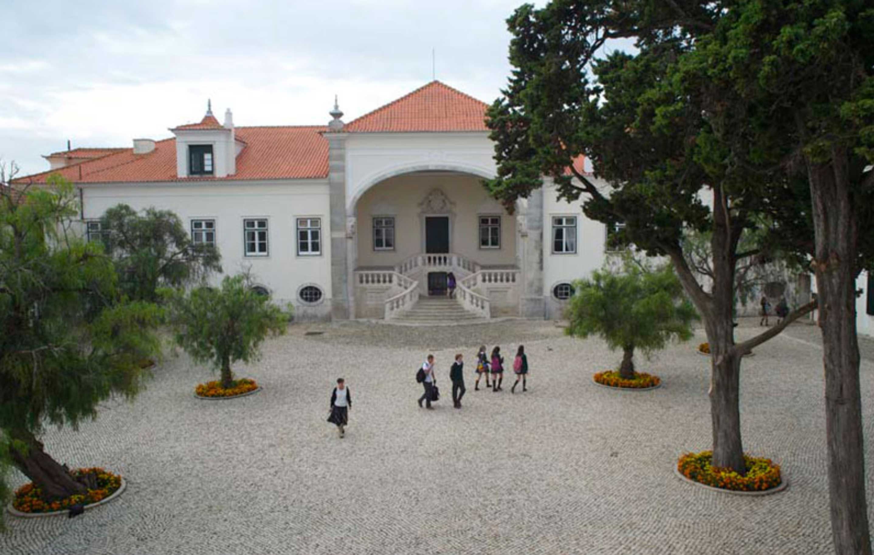 St-julians-school-carcavelos